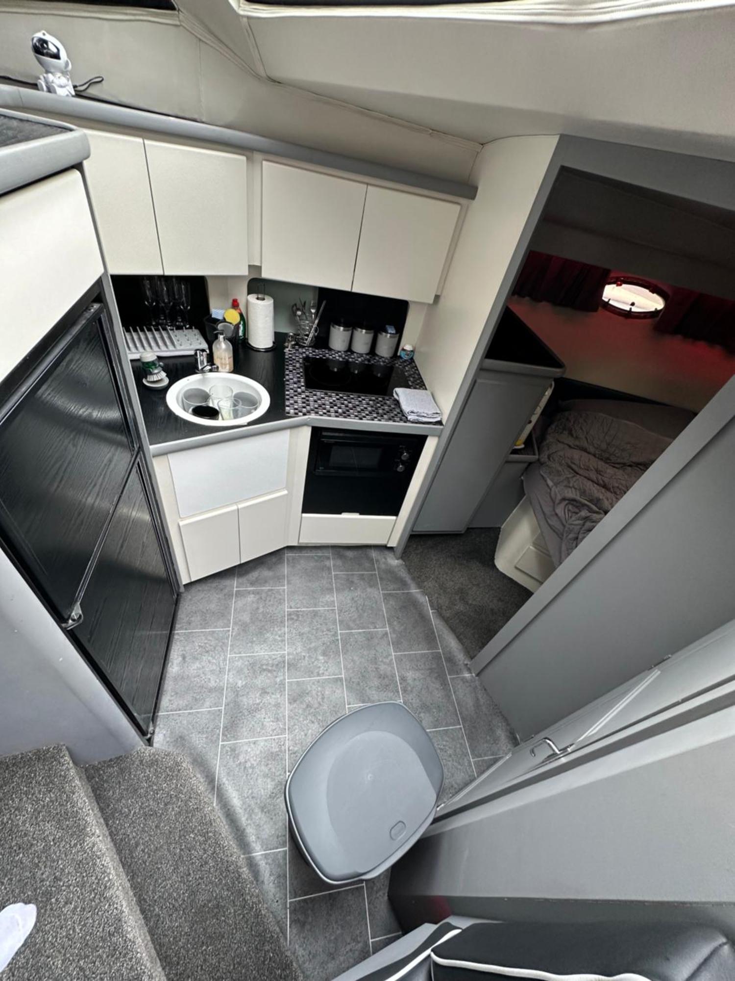 Yacht "X" - 44 Foot Modern Yacht On 5 Star Ocean Village Marina - Minutes Away From City Centre And Cruise Terminals, Free Parking ,Spa Package Available! Southampton Zewnętrze zdjęcie